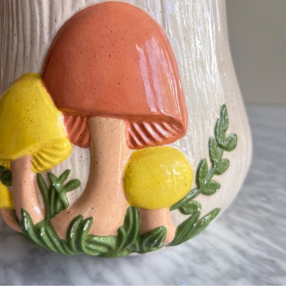 Vintage Pottery Mushroom by Arnel’s Jar with Lid 11” - Picture 5 of 8
